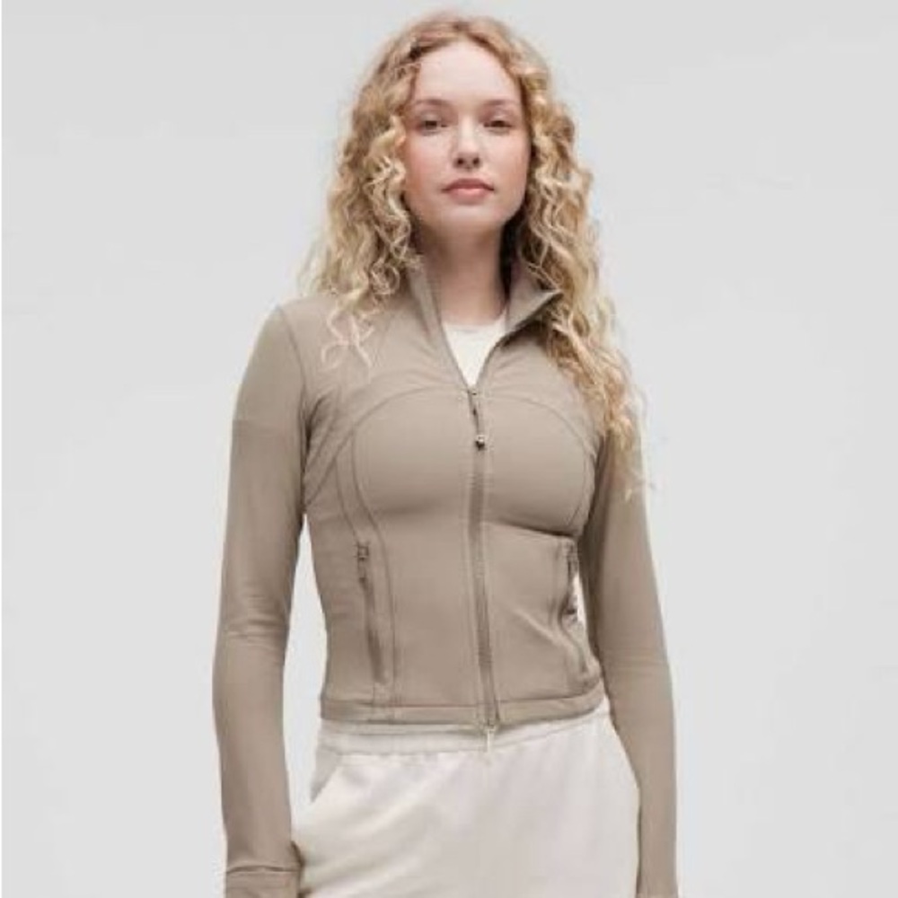Lululemon Define Cropped Nulu Jacket Warm Ash Grey 4 Taupe Tan Sold Out